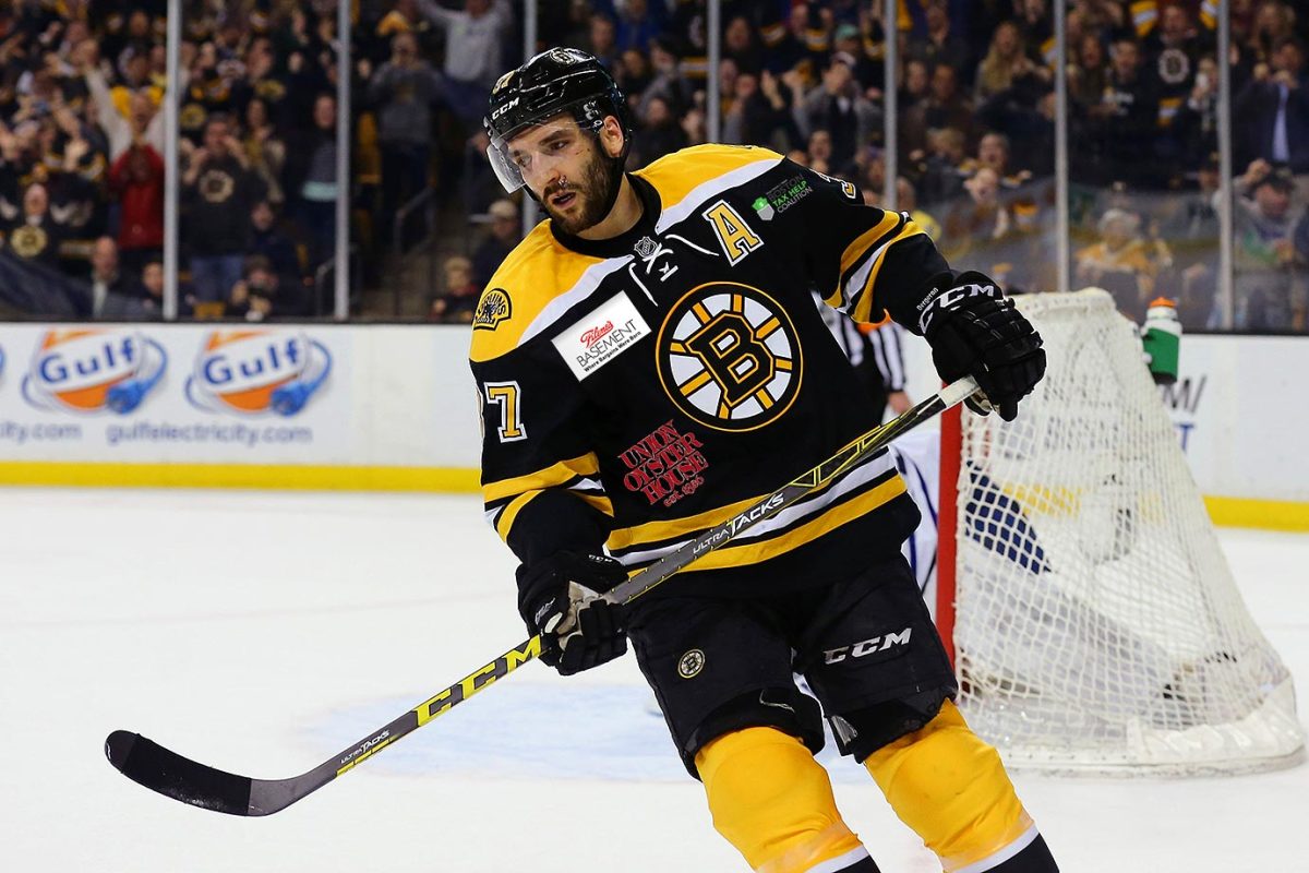 Boston-Bruins-jersey-ads-Patrice-Bergeron.jpg